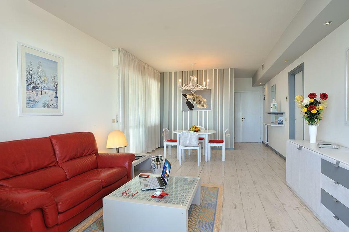 Residence Riccione Beach Apartments Exterior foto
